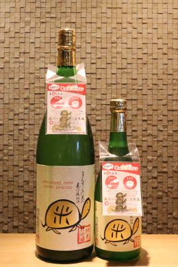 まんさくの花 純米大吟醸 亀ラベルGOLD　金箔付　720ml/1800ml
