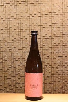 月山 INNOVATION 四段仕込 11度　720ml